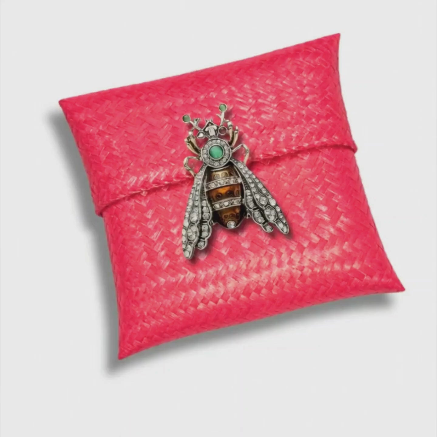 THE QUEEN BEE